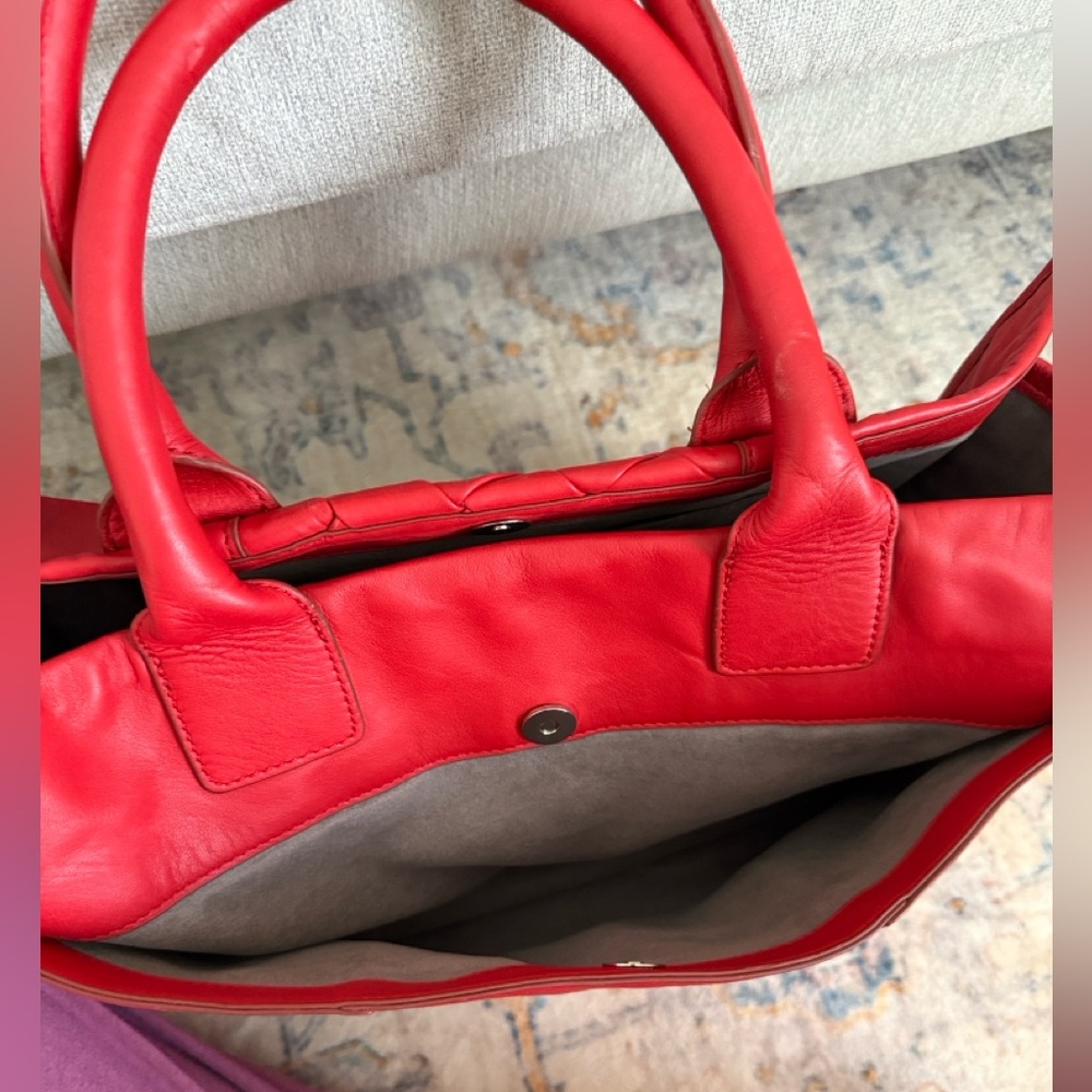 Vince Camuto Leori Leather Tote - Picture 7 of 8